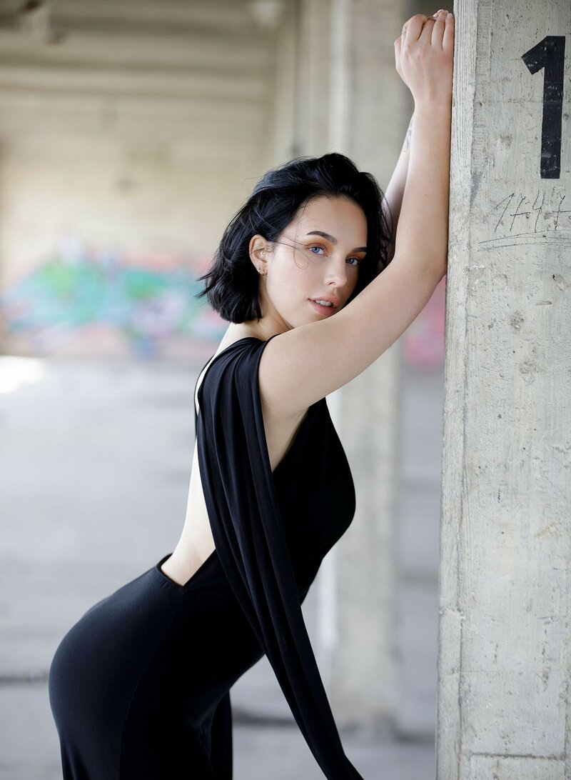 Анна, 27